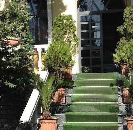 Art Hotel Nirvana Tiranë Luaran gambar