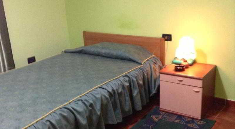 Art Hotel Nirvana Tiranë Luaran gambar